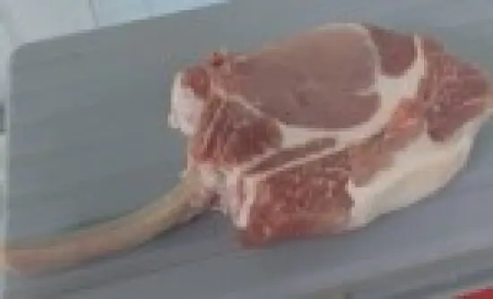 Pork Tomahawk  Chop 300g e