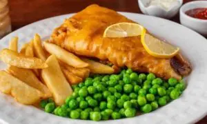 Battered Cod Fillet 220g frozen